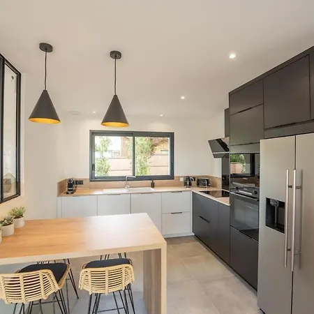 Вилла La Des Vignes *