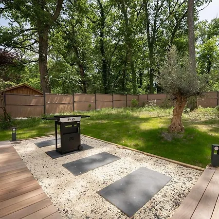 Вилла La Des Vignes Cenac