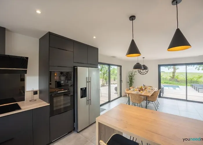 ヴィラ La Des Vignes Cénac